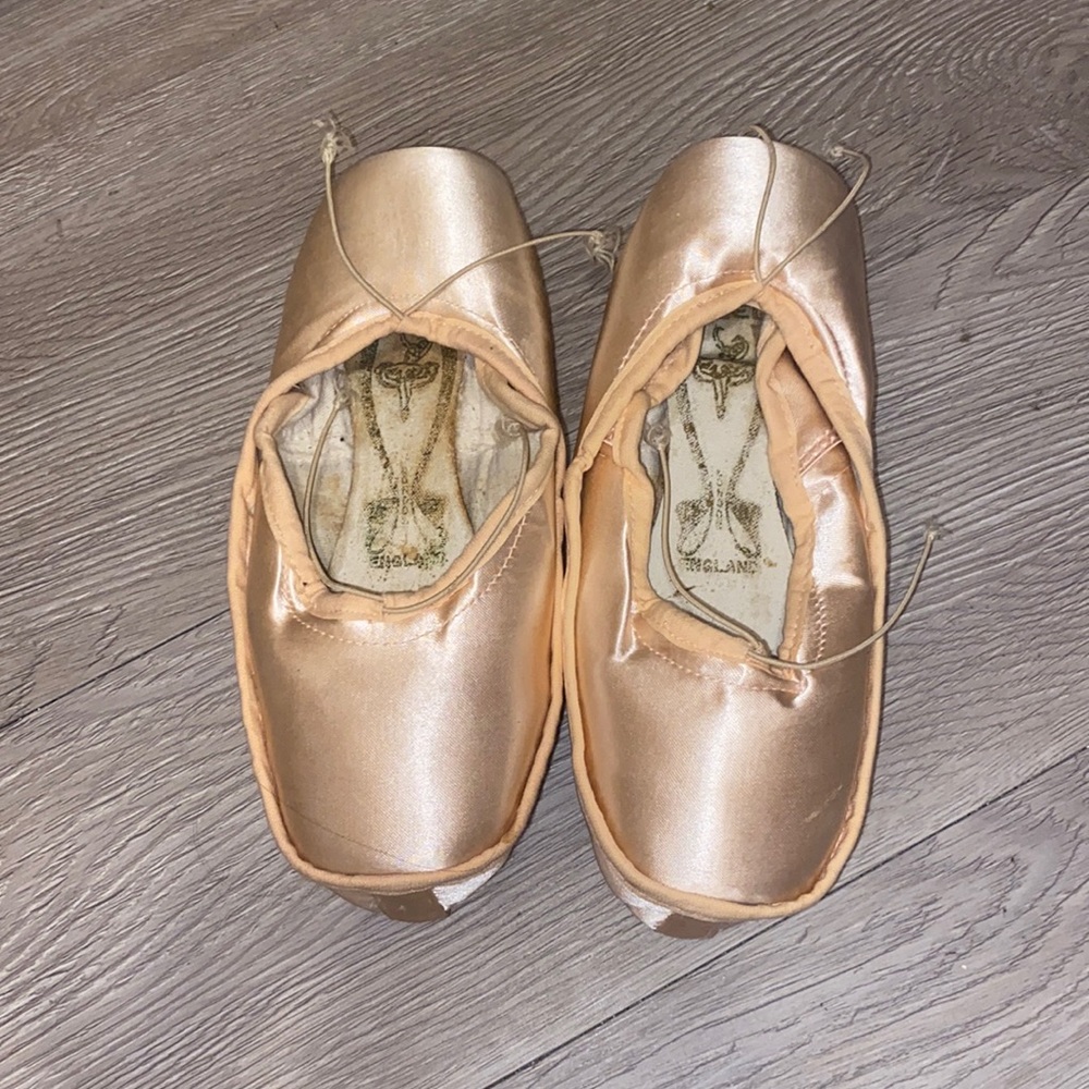 Freed Classic Pointe Shoes 4.5 XX